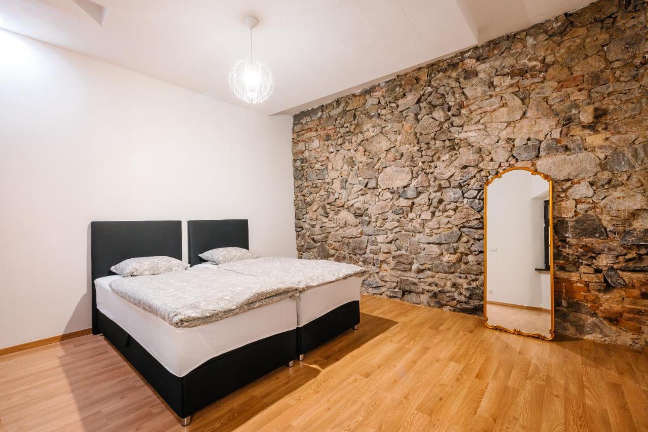 Michalska Residence 1 Братислава Екстер'єр фото